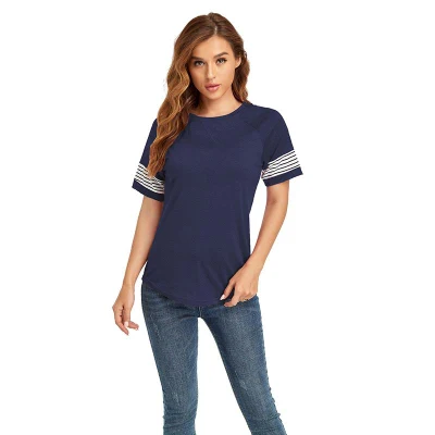 T-shirt da donna con patchwork sulle spalle, maniche a righe, girocollo, maniche corte ampie